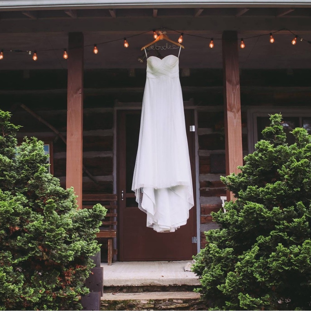 Elegant White Strapless Wedding Dress